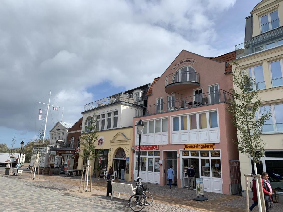 Sonnendeck, Direkt Am Leuchtturm Lägenhet Rostock Exteriör bild